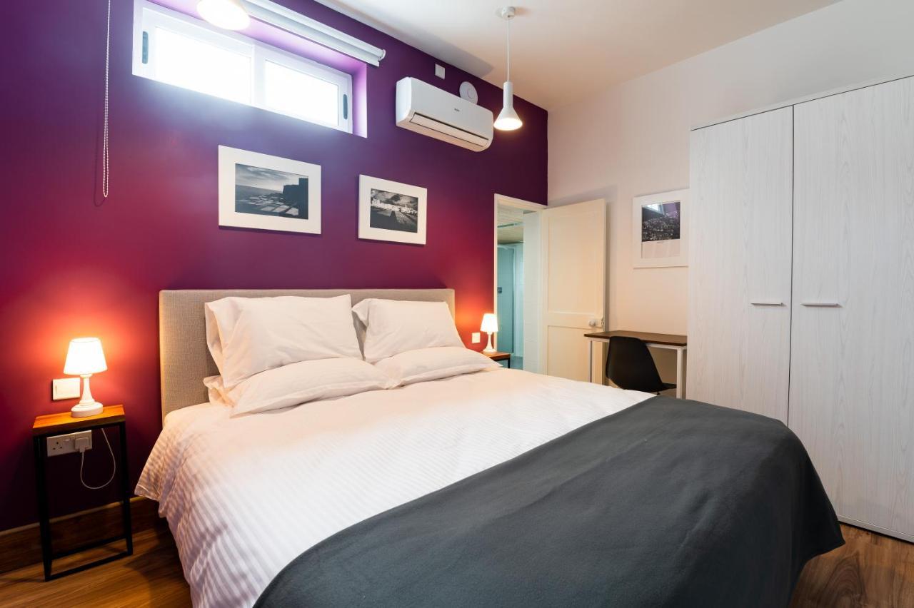 Monreal Boutique Townhouse - R024Rm6 Hotel Paola Kültér fotó
